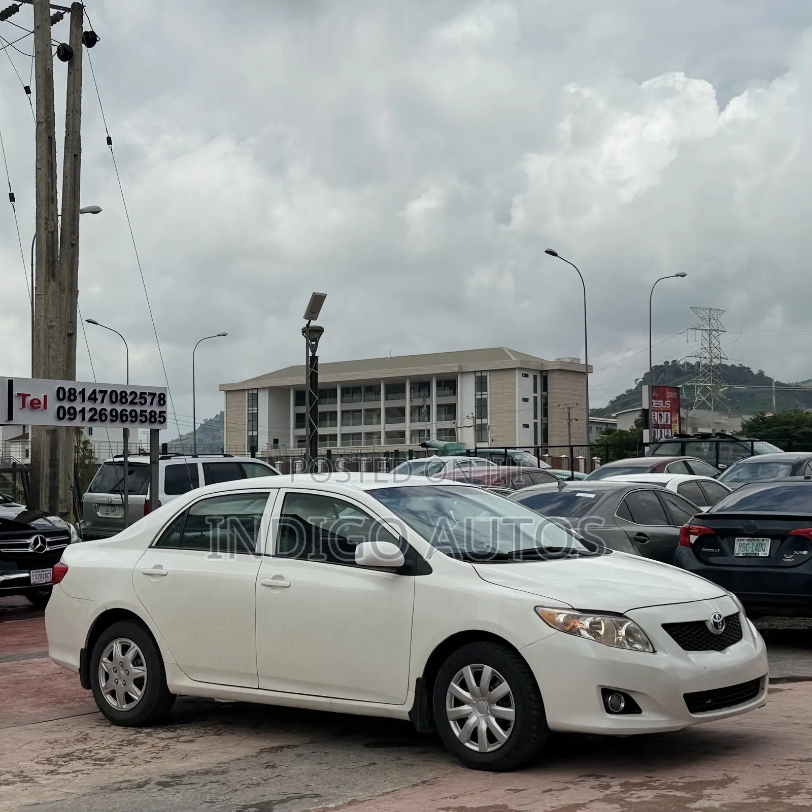 Toyota Corolla 2010 White