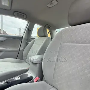 Toyota Corolla 2010 White