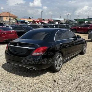 Mercedes-Benz C300 Luxury 4Matic Sedan AWD (2.0L 4cyl 7A) 2016 Black