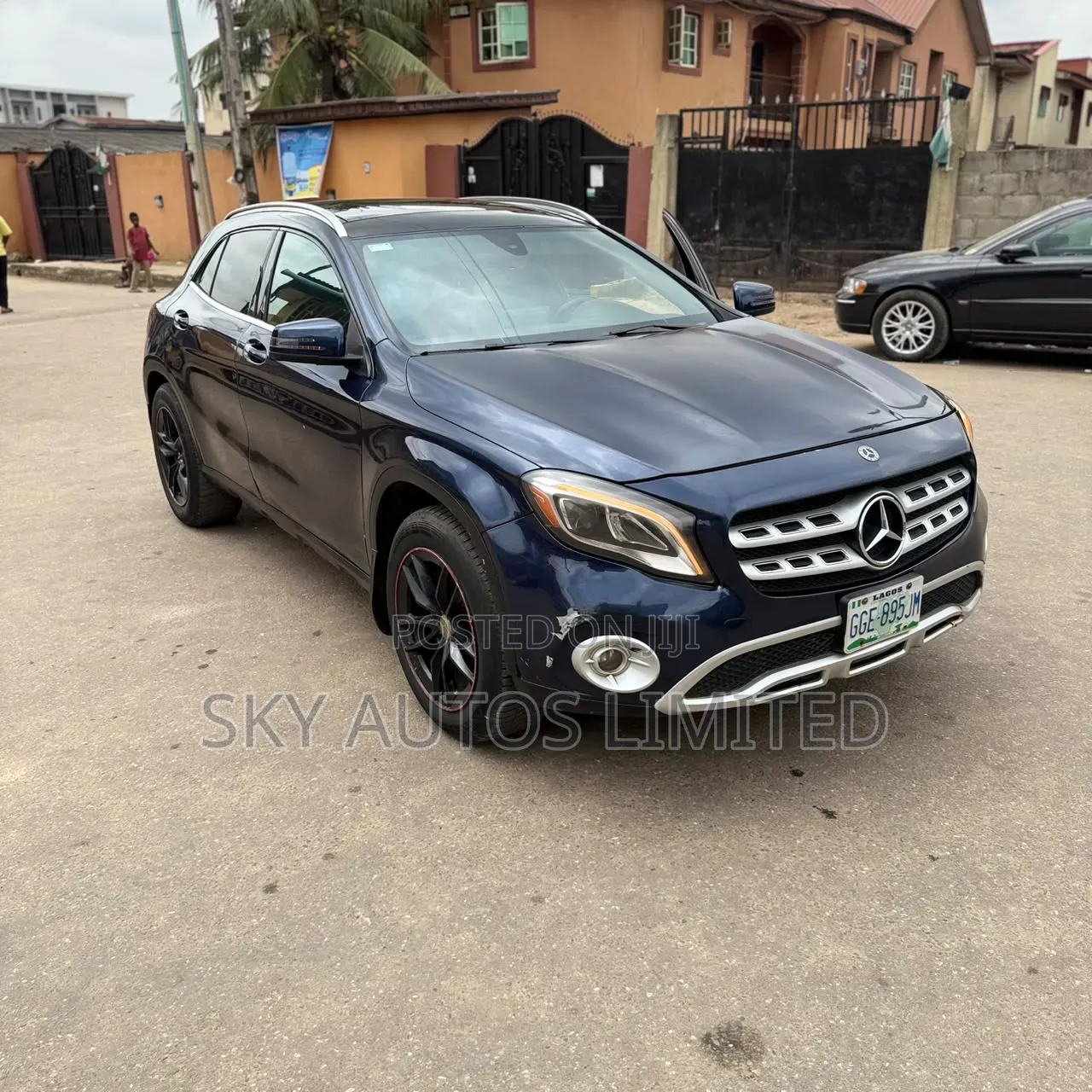 Mercedes-Benz GLA 250 2018 Blue