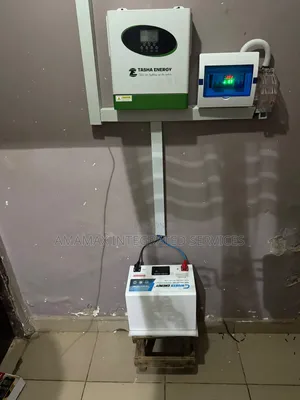 1.5kva Hybrid Inverter 12volt and 2.8kwh Lithium Battery 12volt