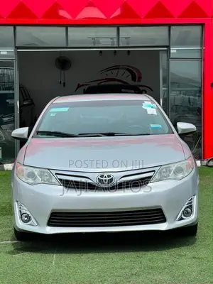 Toyota Camry SE Limited Edition 4dr Sedan (2.5L 4cyl 6A) 2012 Silver