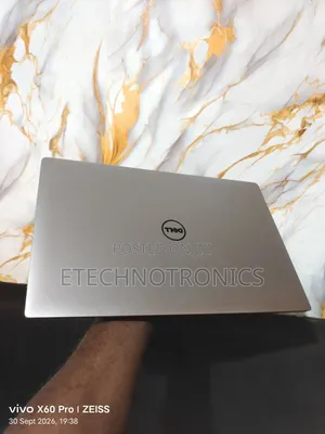 Laptop Dell Precision 5510 16GB Intel Xeon SSD 256GB