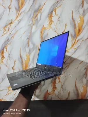 Laptop Dell Precision 5510 16GB Intel Xeon SSD 256GB