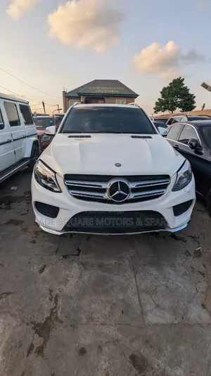 Mercedes-Benz GLE-Class AMG GLE 63 4MATIC 2017 White