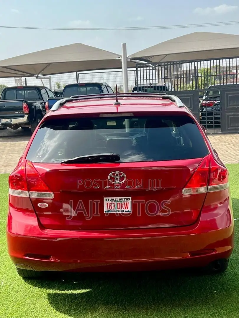 Toyota Venza LE 2012 Red