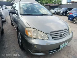 Toyota Corolla 2004 Gray