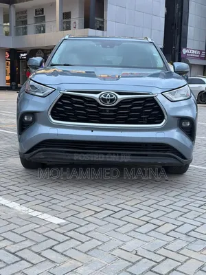 Toyota Highlander 2022 Blue
