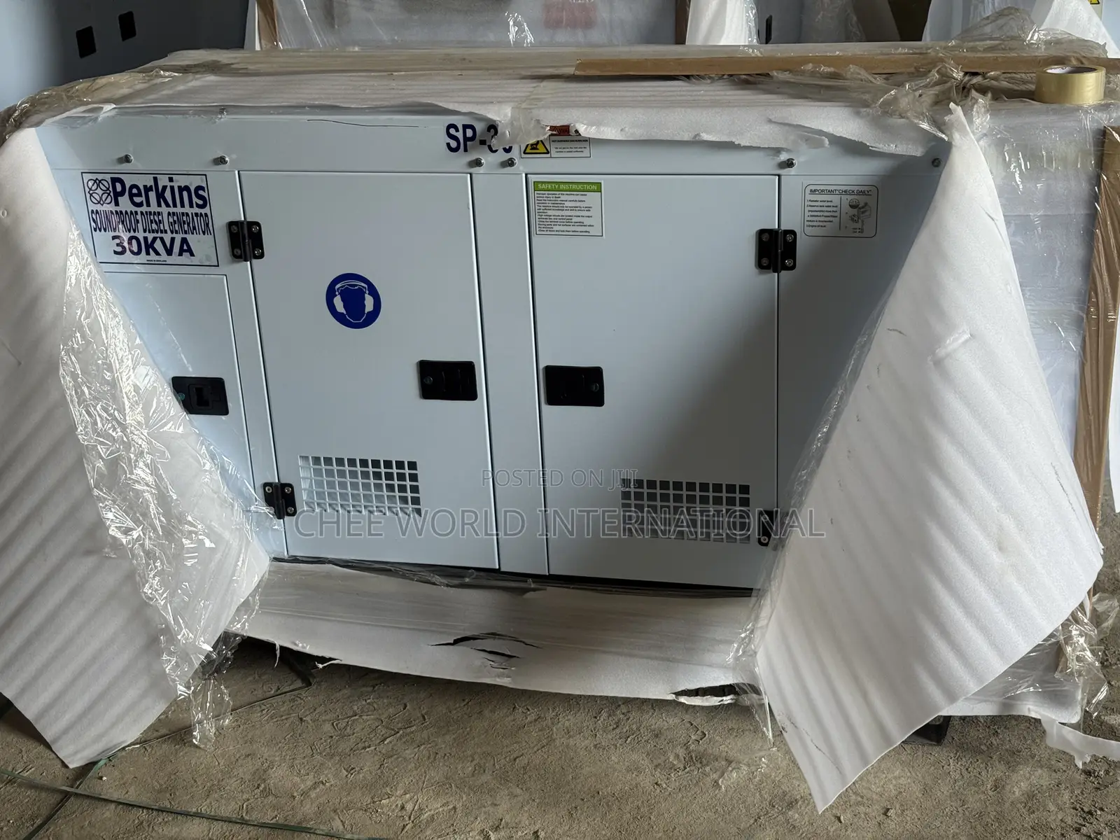 30kVA Original Perkins Silent/Soundproof Diesel Generator copper Coil
