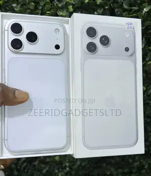 New Apple iPhone 17 Pro Max 256 GB Silver