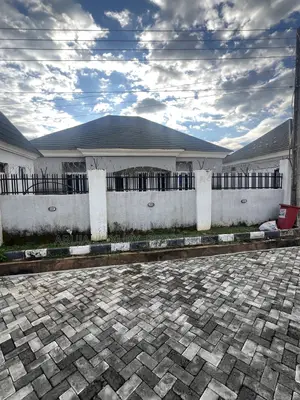2bdrm Bungalow in Efab Verizon Estate, Gwarinpa for rent