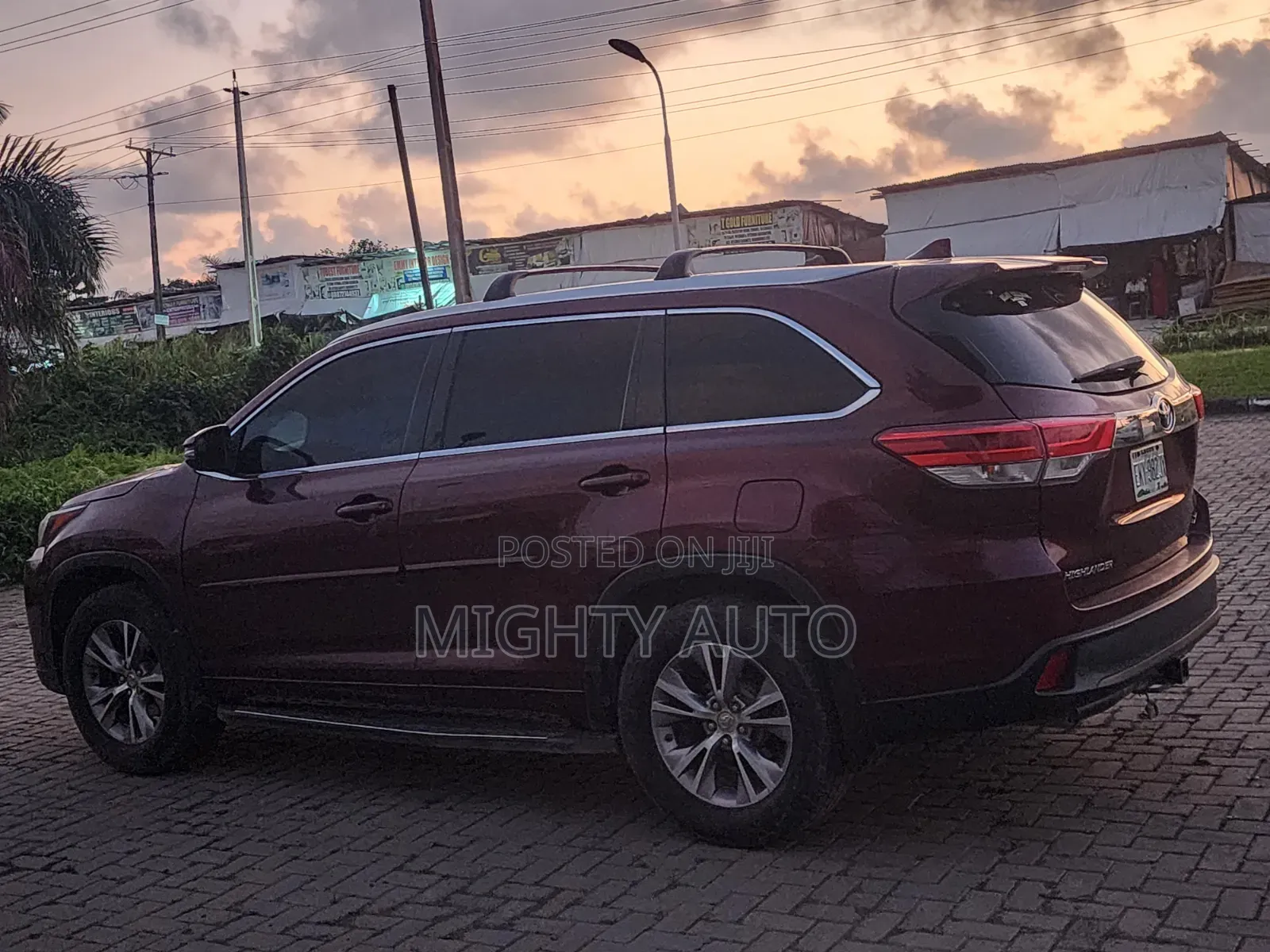 Toyota Highlander 2015 Red