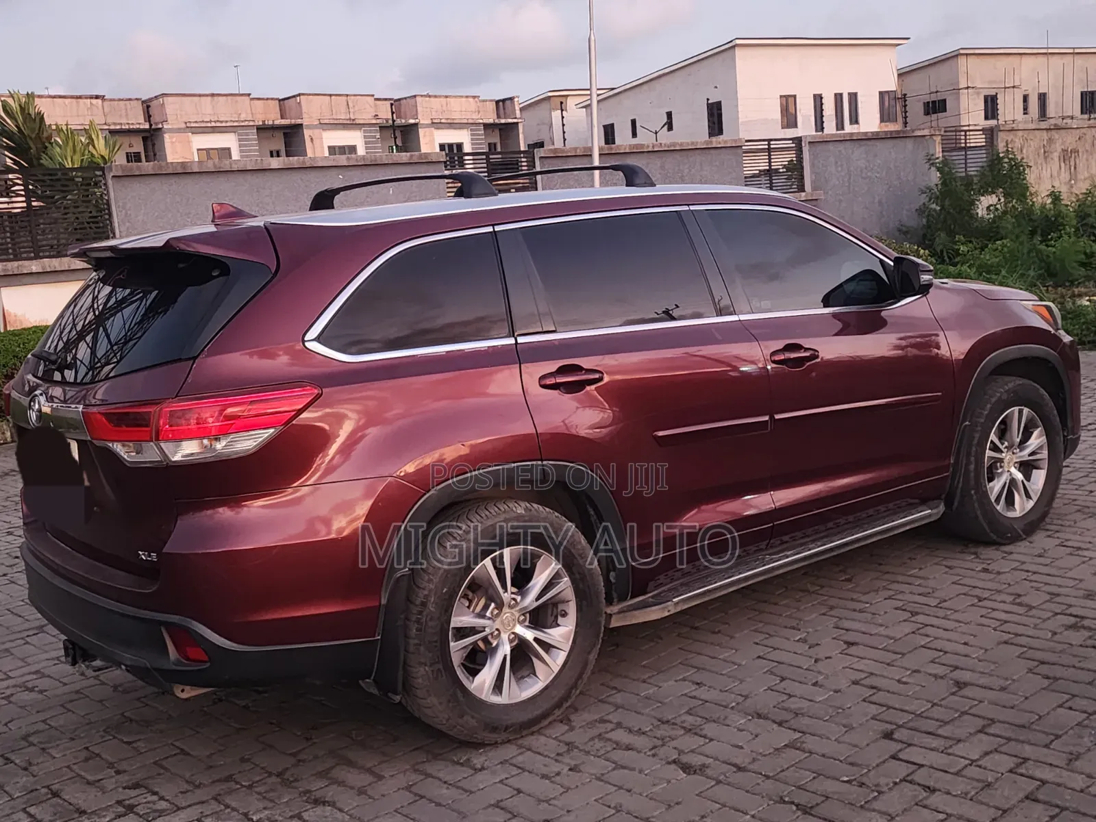 Toyota Highlander 2015 Red