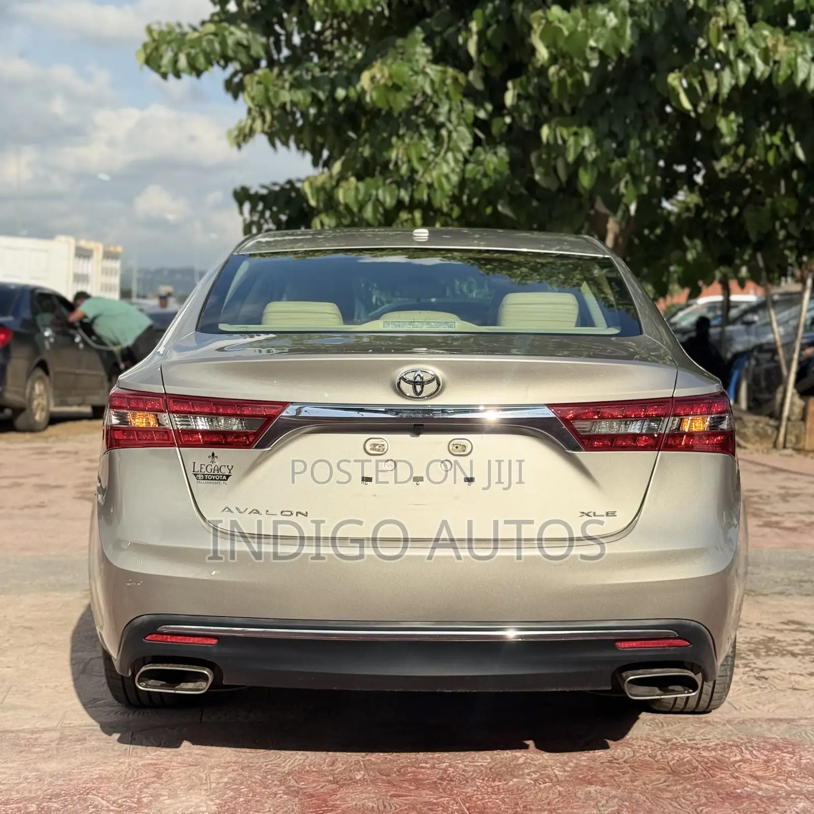 Toyota Avalon 2017 Gold