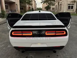 Dodge Challenger R/T 392 RWD 2017 White