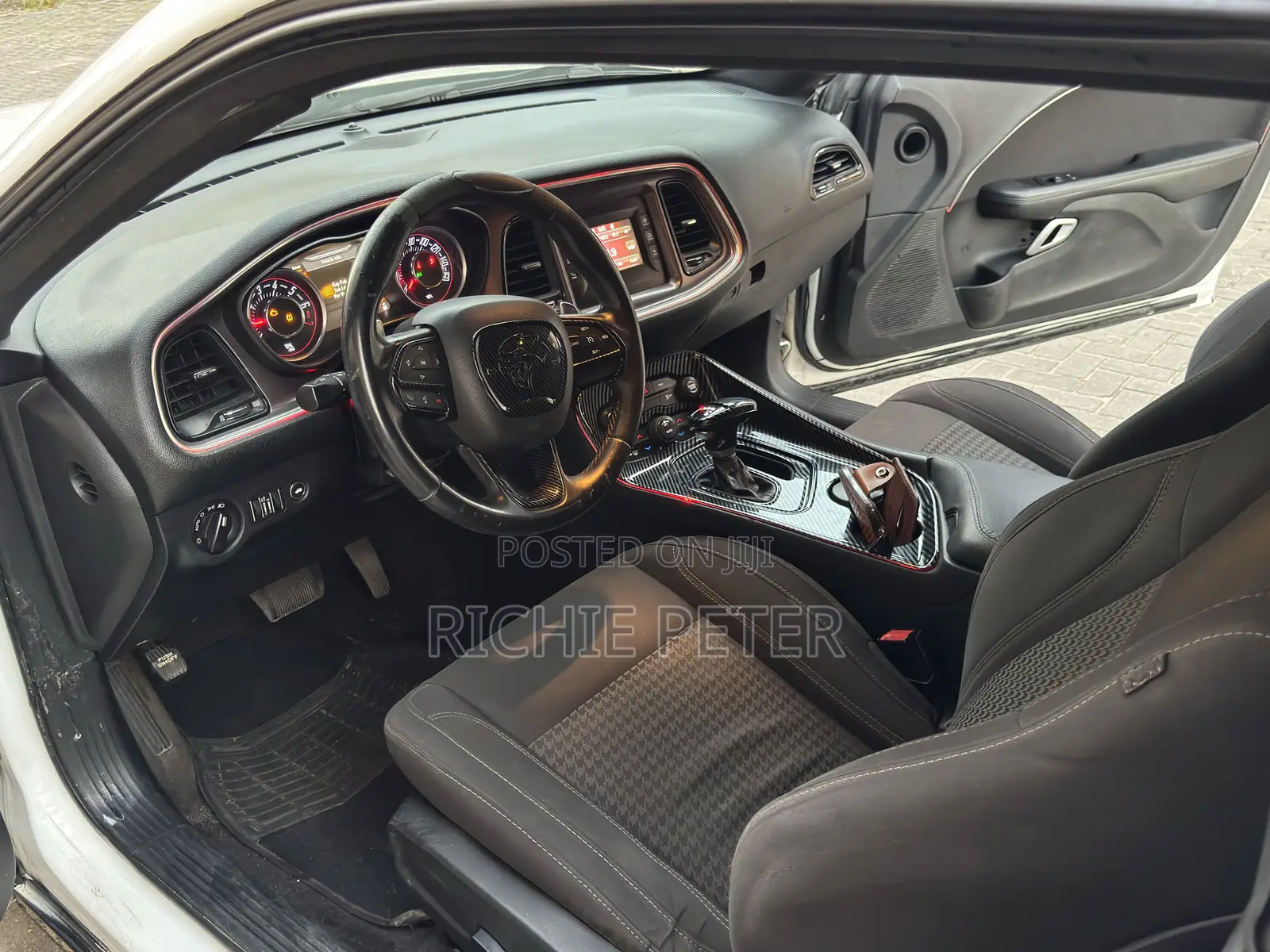 Dodge Challenger R/T 392 RWD 2017 White