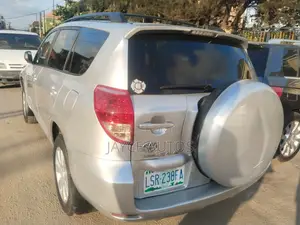 Toyota RAV4 2007 Silver