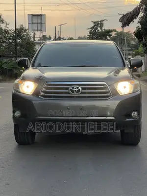 Toyota Highlander 2010 Green