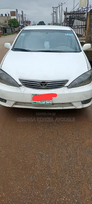 Toyota Camry LE 4dr Sedan (2.4L 4cyl 5A) 2006 Silver