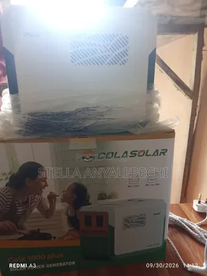 Quality Cola 1000w Plus Solar Generator + Free Solar Iron