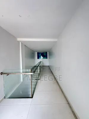 4bdrm Duplex in Phase 1 for rent