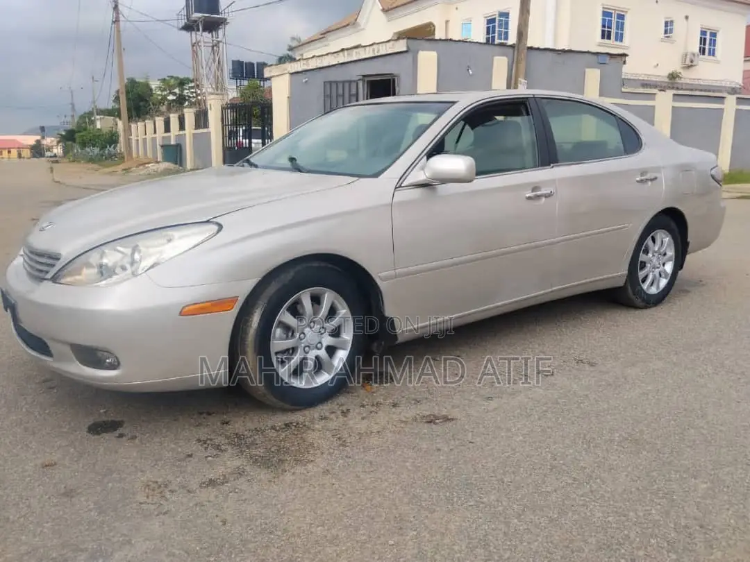 Lexus ES 300 2003 Gold