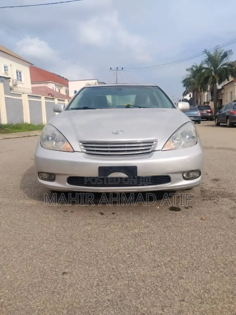 Lexus ES 300 2003 Gold