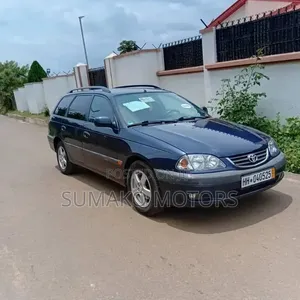 Toyota Avensis 2.0 D Verso 2002 Blue