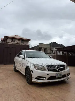 Mercedes-Benz C350 2009 White
