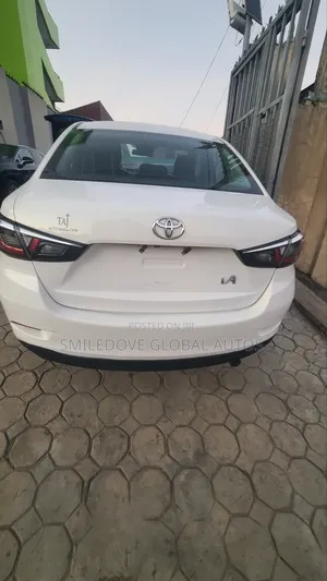Toyota Yaris iA 1.5 FWD 2017 White
