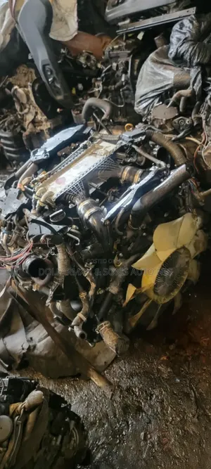 V35a Toyota Lexus Alx 600