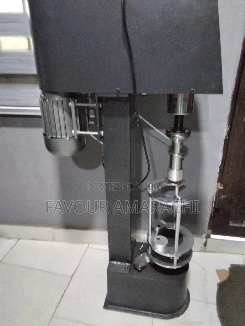 Automatic Standing Capping Machine