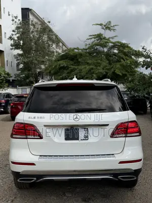 Mercedes-Benz GLE-Class GLE 350 2017 White