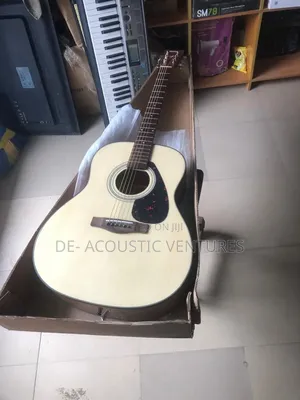 Original Yamaha Acoustic Guitar