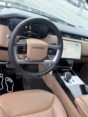 Land Rover Range Rover P400 SE LWB 7 Seat 2025 Green