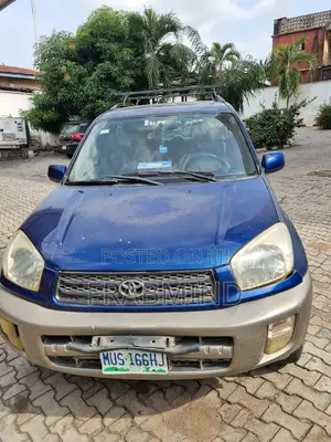 Toyota RAV4 2.0 2005 Blue