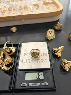 I Buy and Sell All Kinds of Gold and Deaimods