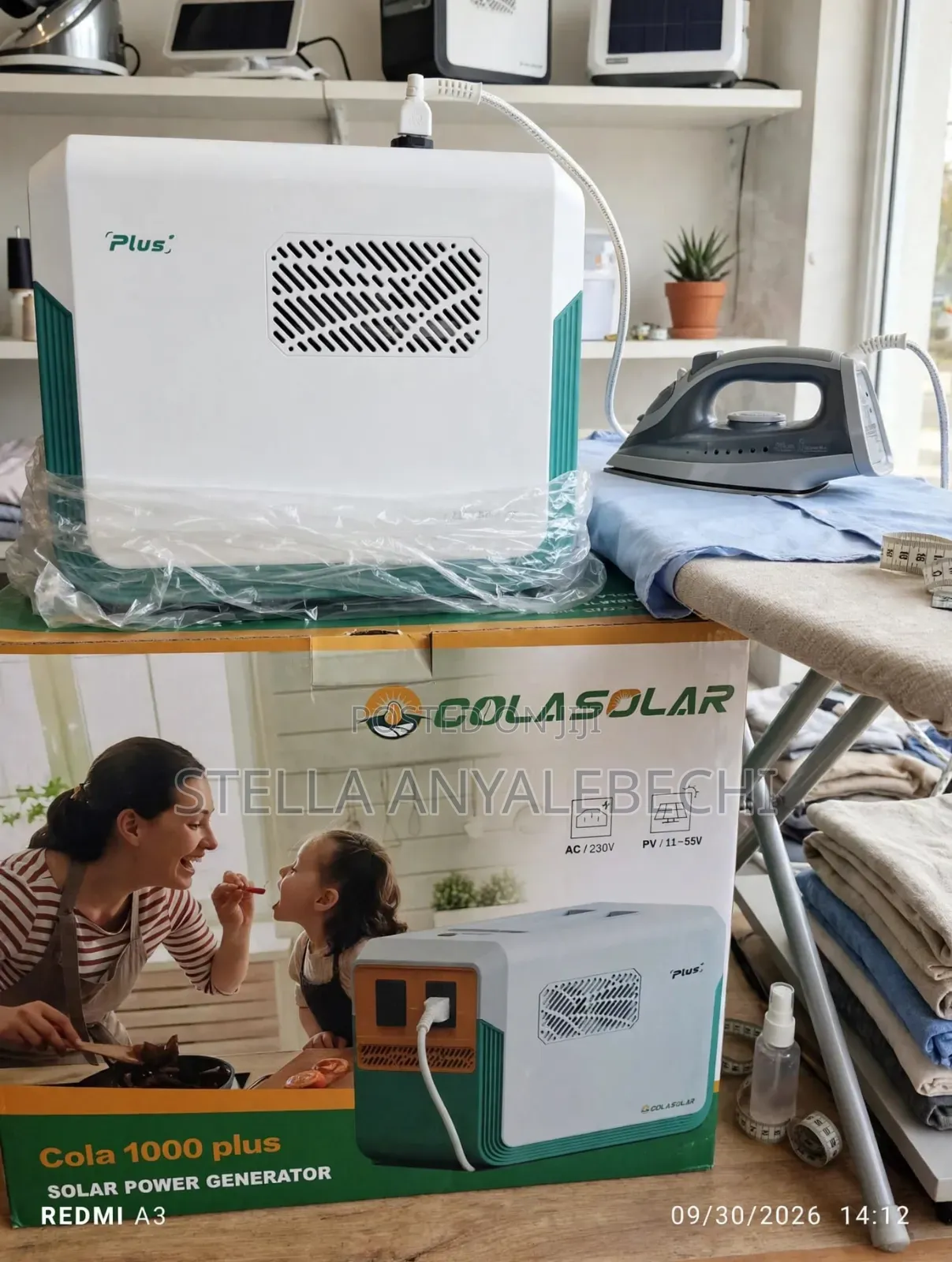 Quality Cola 1000w Plus Solar Generator + Free Solar Iron