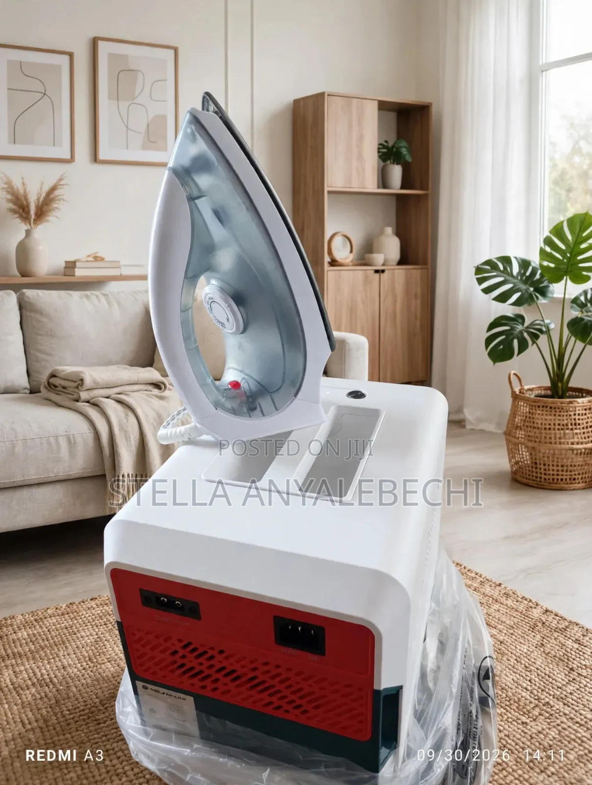 Quality Cola 1000w Plus Solar Generator + Free Solar Iron