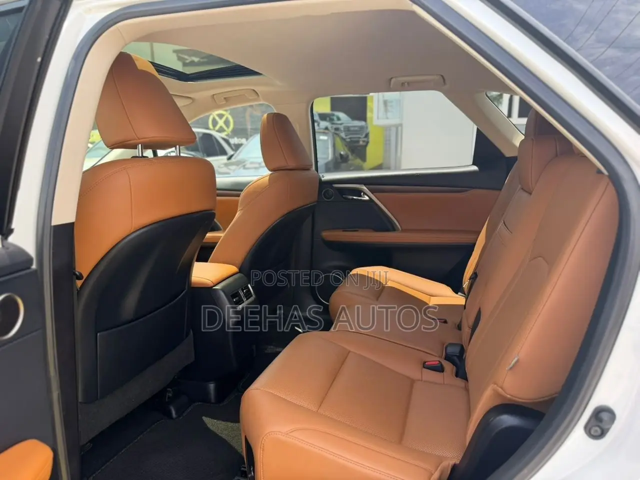 Lexus RX 350L 4WD 2021 White