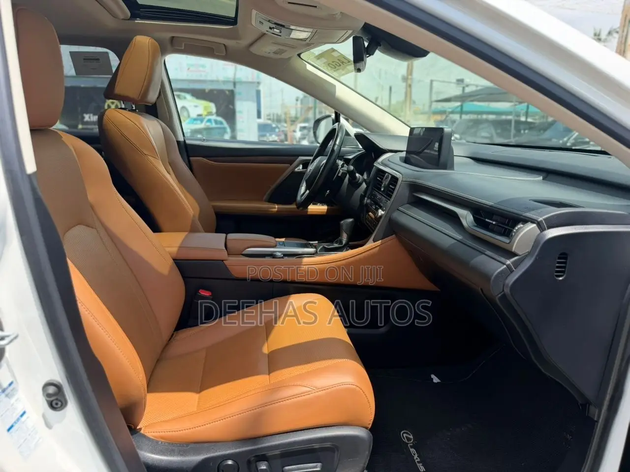 Lexus RX 350L 4WD 2021 White