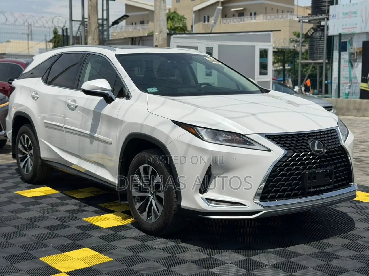 Lexus RX 350L 4WD 2021 White