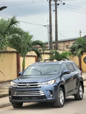 Toyota Highlander Limited 2019 Blue