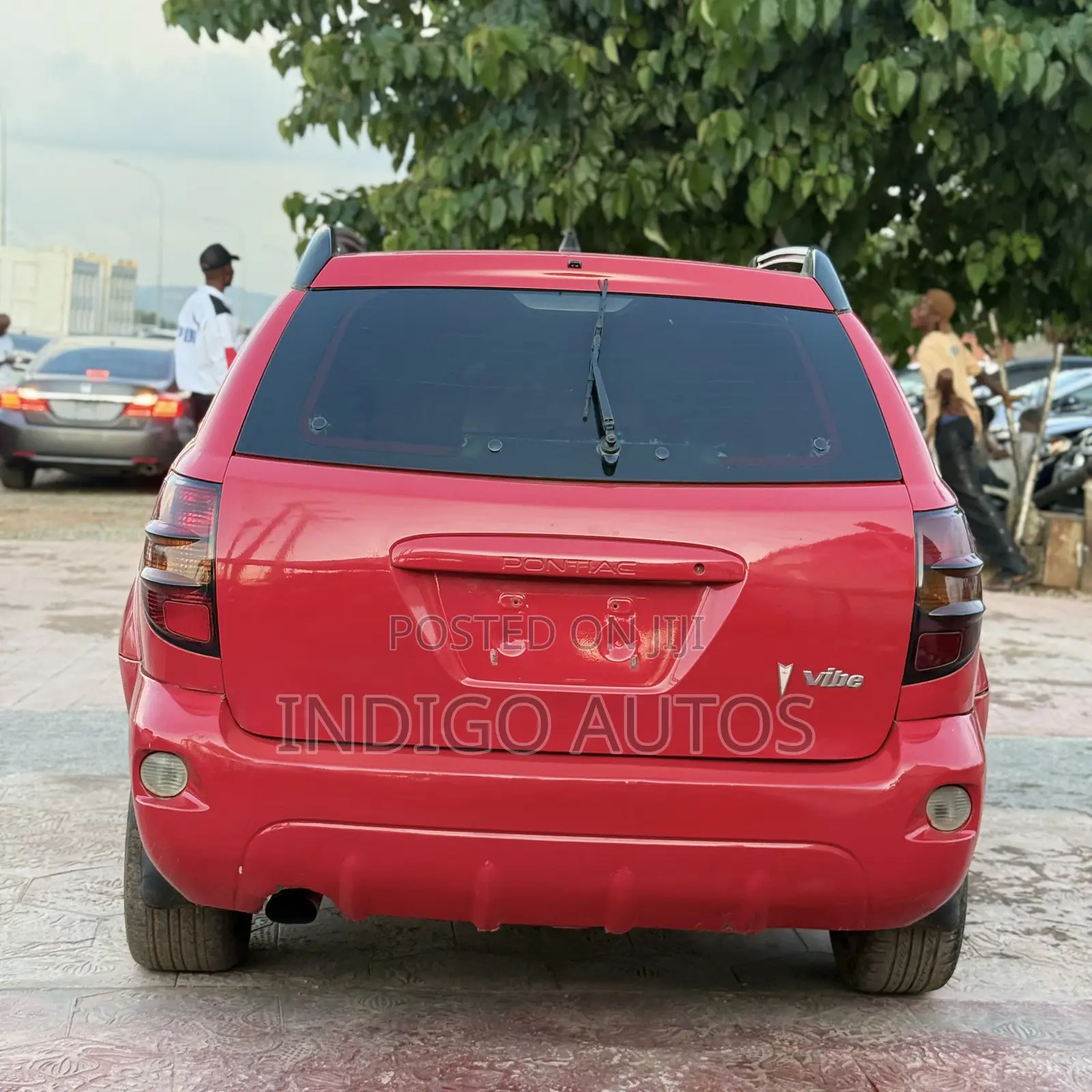 Pontiac Vibe Automatic 2004 Red