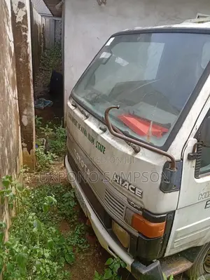 Hiace Truck