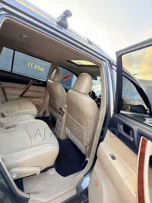 Toyota Highlander 2012 Gray