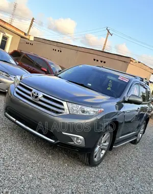 Toyota Highlander 2012 Gray