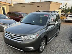 Toyota Highlander 2012 Gray