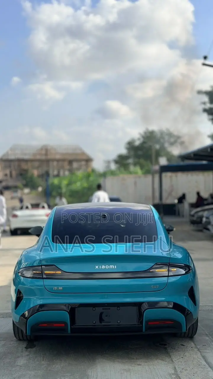New Xiaomi SU7 Pro 2026 Blue