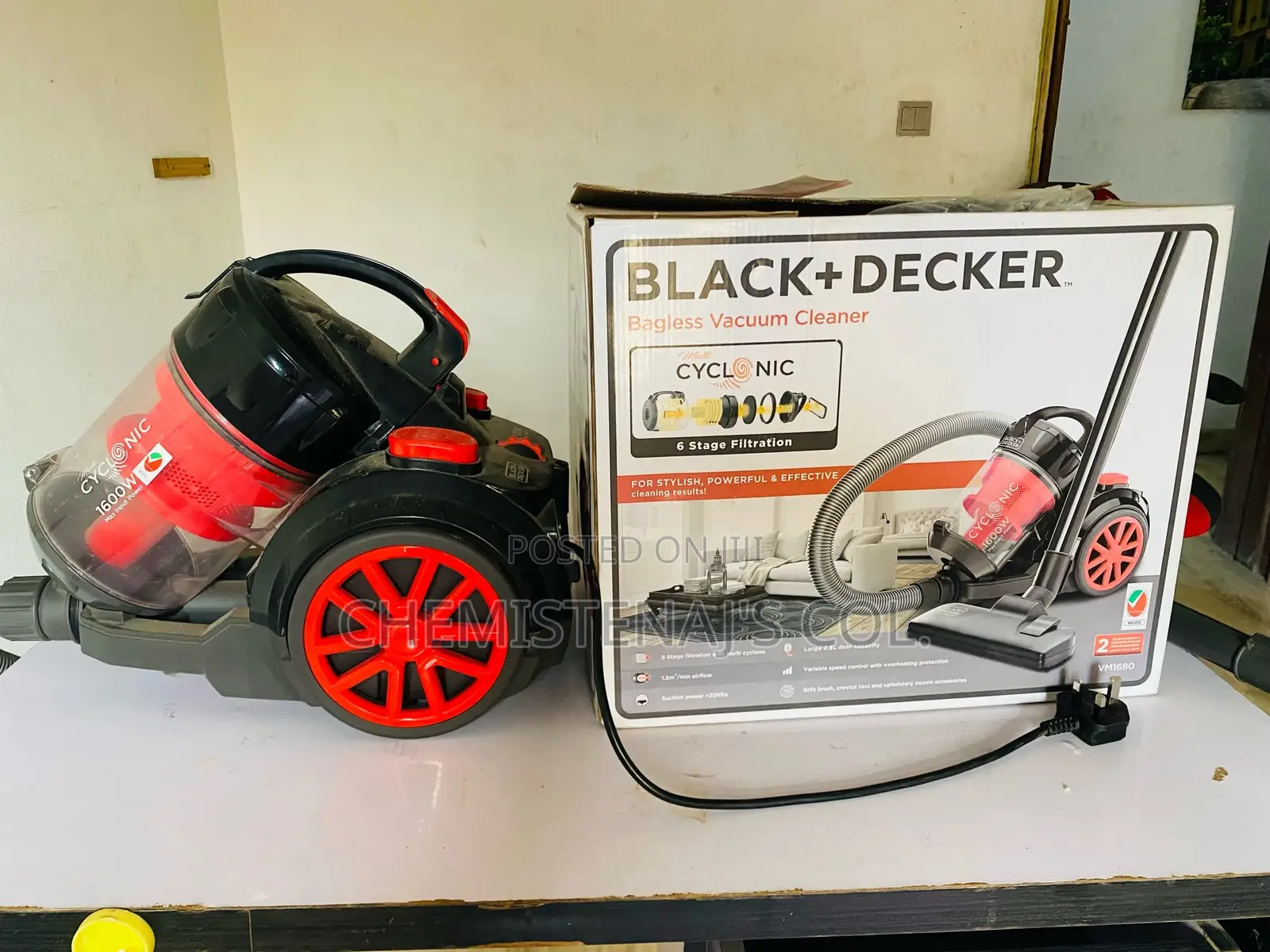 Electric Vacuum Cleaner